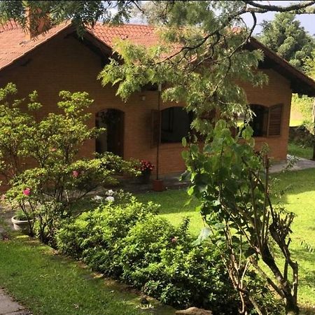 Casa Das Glicinias Perto Do Centro Villa Monte Verde  Bagian luar foto