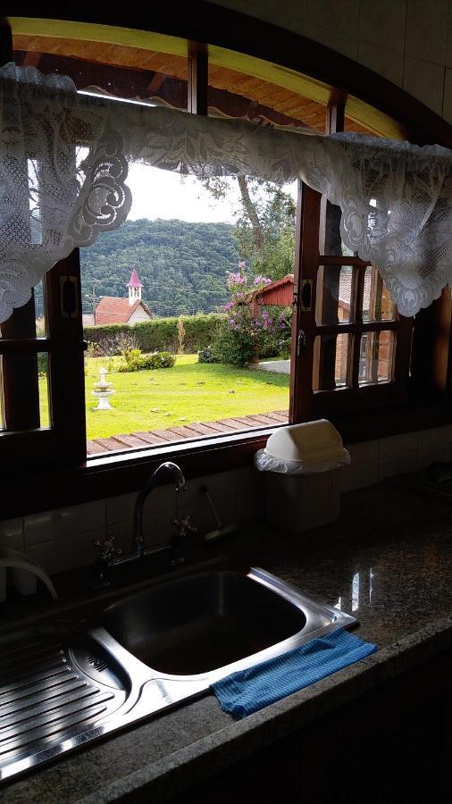 Casa Das Glicinias Perto Do Centro Villa Monte Verde  Bagian luar foto